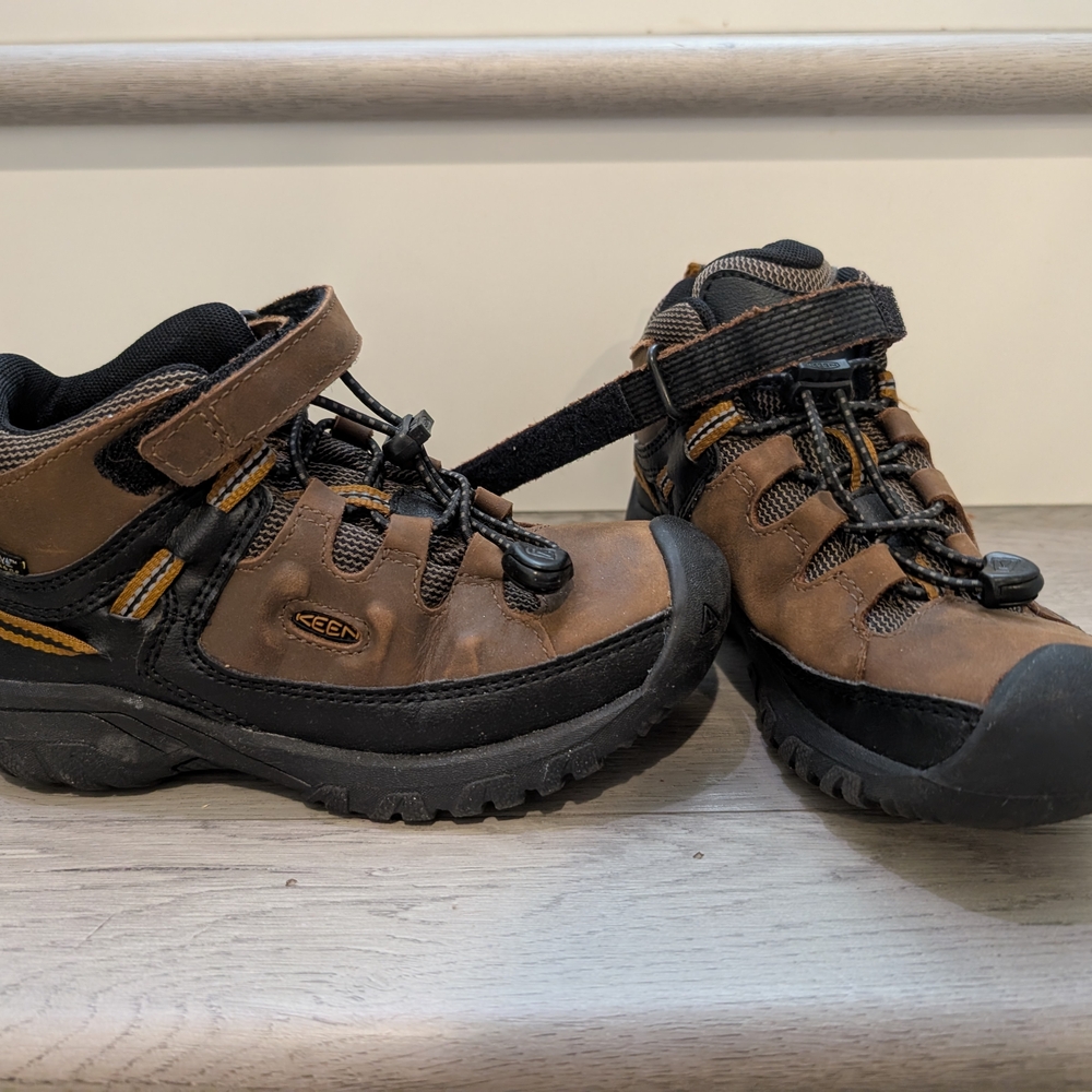 Keen Brown Kids Hiking Shoes